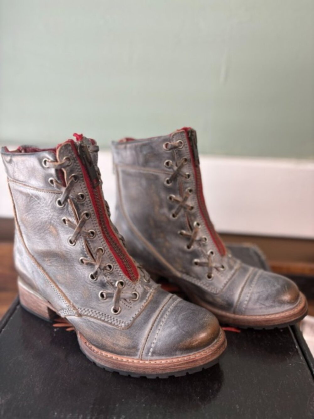 Freebird Liverpool Boots - womens size 8